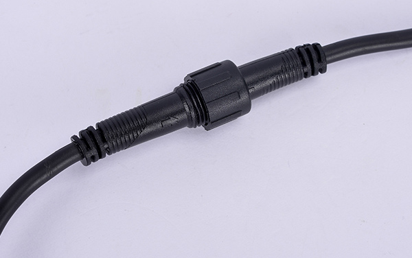 灯具防水插头线